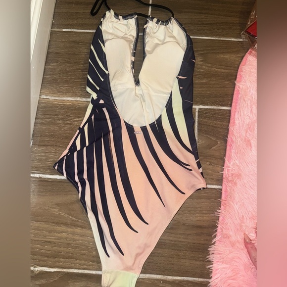 NWT VICTORIA'S SECRET PINK SMALL TROPICAL FLORAL PALM KEYHOLE ONE PIECE SWIMSUIT - Picture 4 of 11